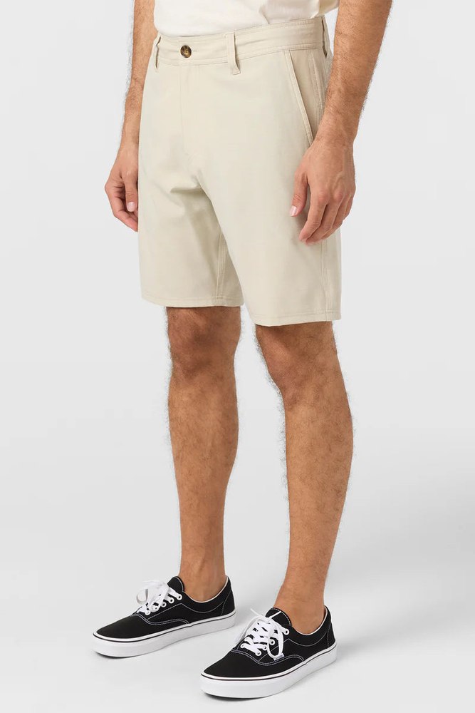 O’Neill Reserve Light Check 19″ Hybrid Shorts – Men’s