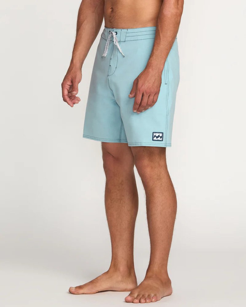 Billabong Every Other Day Lo Tide 18″ Boardshorts – Men’s