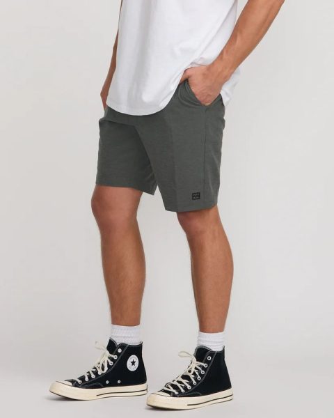 Billabong Crossfire Submersible 19″ Hybrid Shorts – Men’s