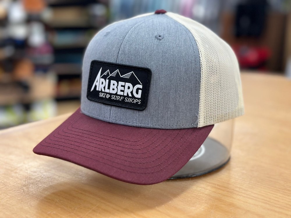 Arlberg Ski & Surf Shops Trucker Hat – 2025