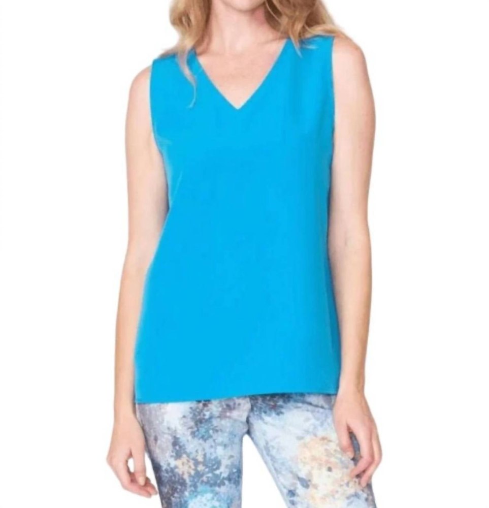 V Tank Top In Turquoise