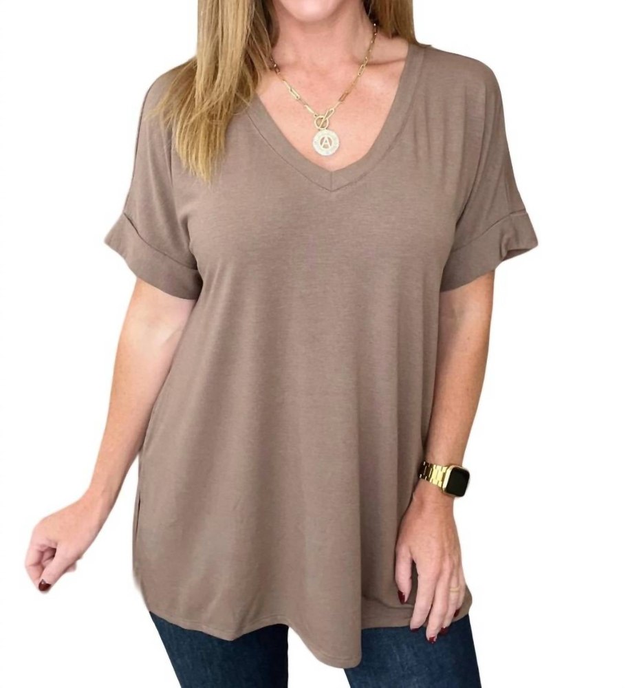 V-Neck Cuffed Sleeve Hi-Low Hem Top In Mocha 7732499939388