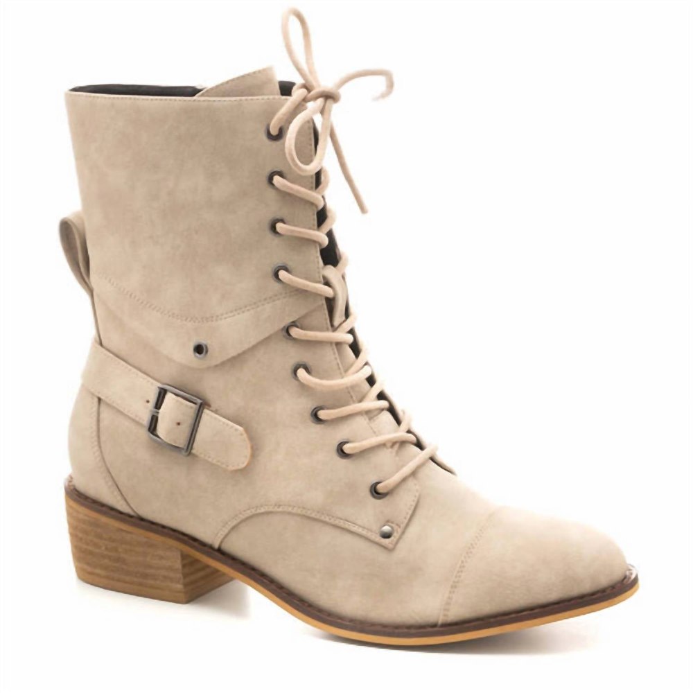 Women’s Hocus Pocus Boots In Beige