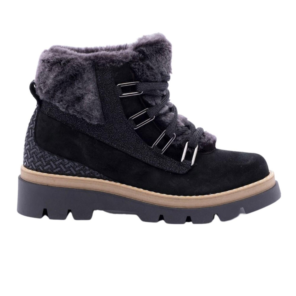 Women’s Clara Shearling Boot In Black