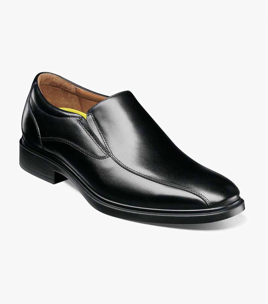 Men’s Forecast Waterproof Bike Toe Slip-On Shoes In Black