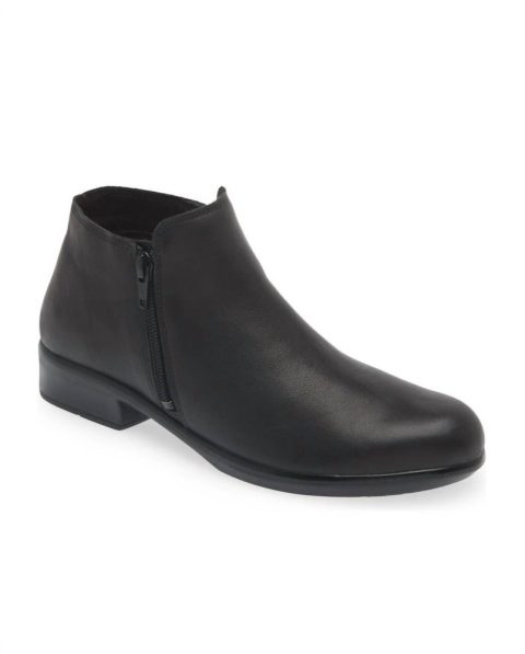 Women’s Helm Boot In Black