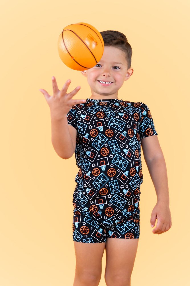 DUNKIN’ VIBES DREAM SHORT SET