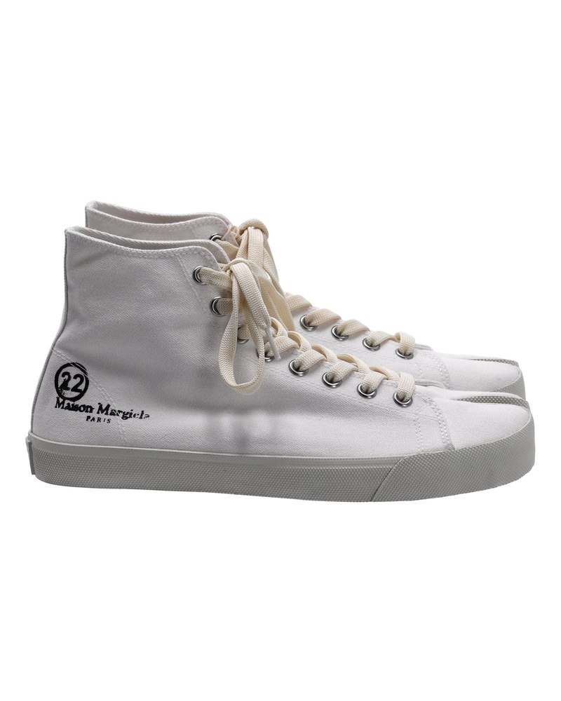 Maison Margiela Tabi Vandal High Sneakers in White Canvas 7748652466236