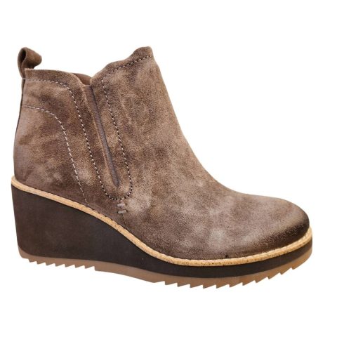 Women’s Emeree Wedge Shoes In Mushroom Suede