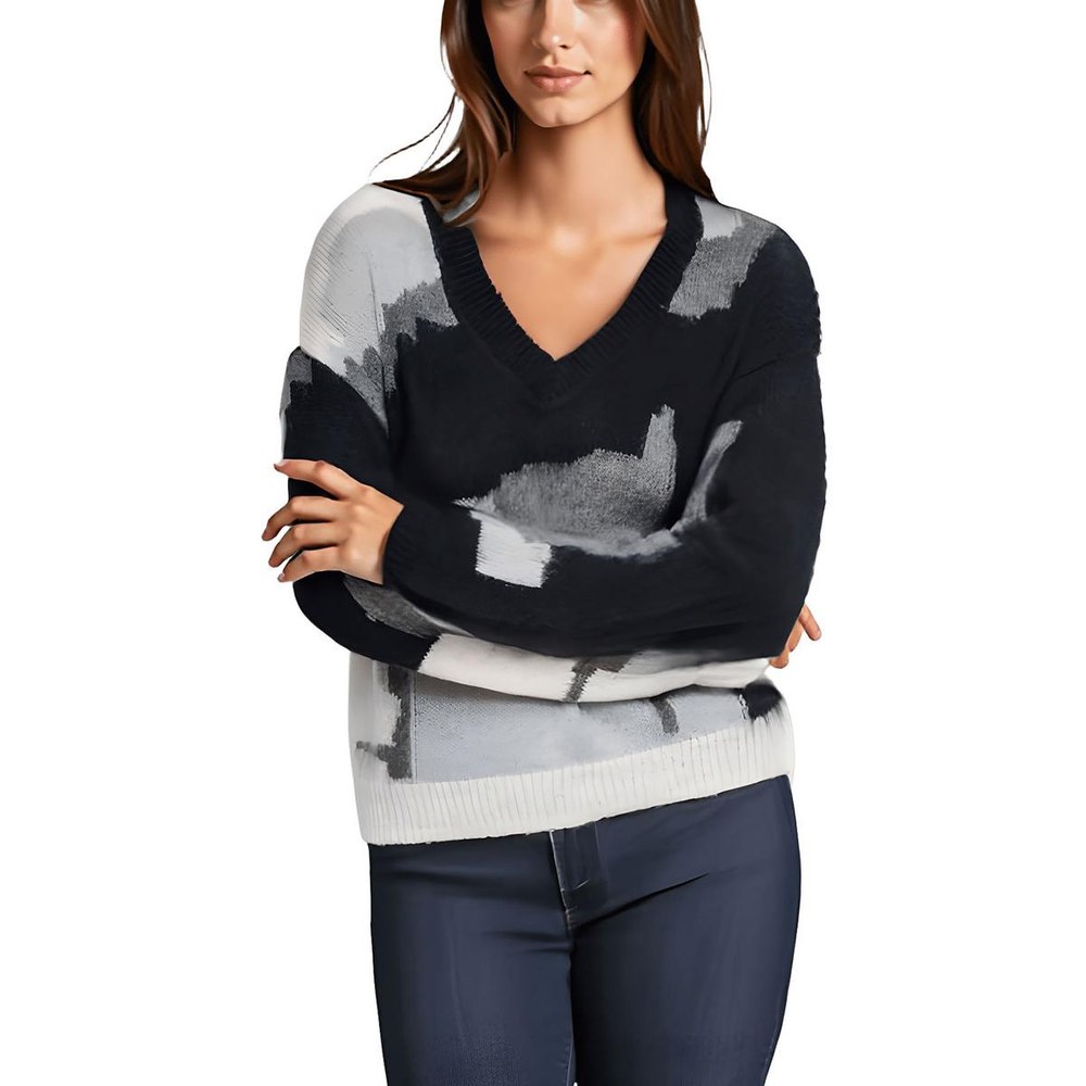 Printed Knit V-Neck Sweater