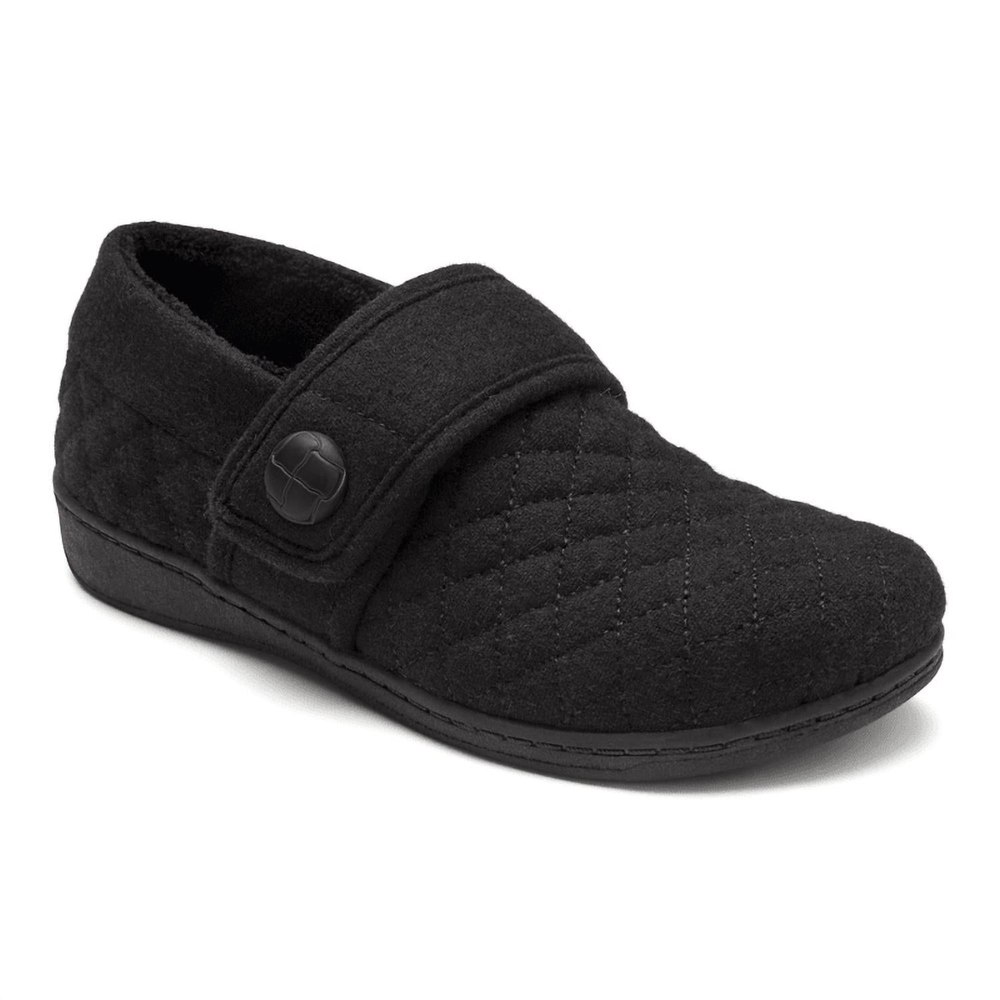 Women’s Jackie Flannel Slipper – Medium Width In Black