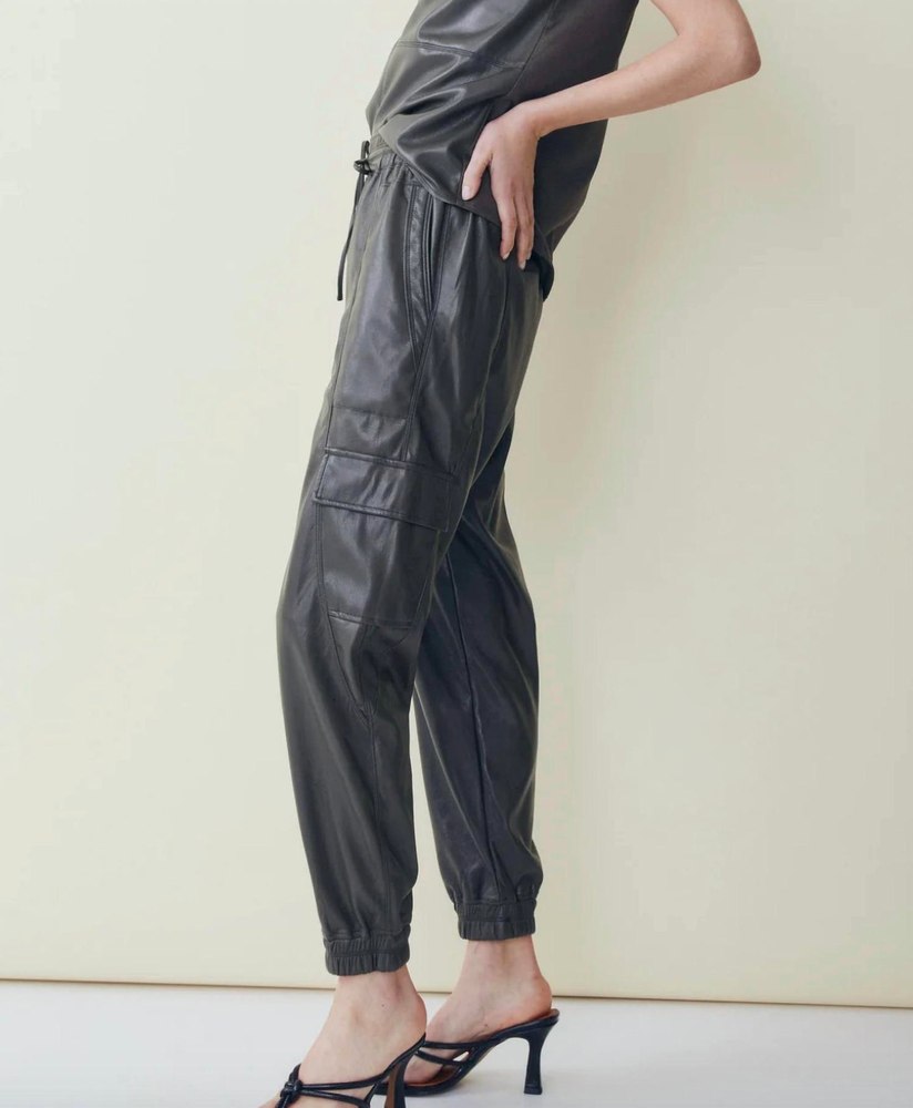 Dar Khaki Joggers In Dark Khaki