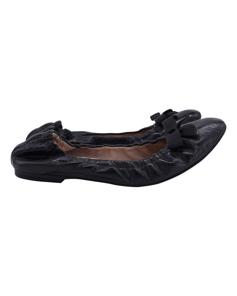 Stuart Weitzman Raven Bow Scrunch Ballet Flats in Black Leather 7748821581884