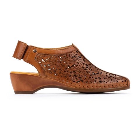 Women’s Romana Sandals In Brandy