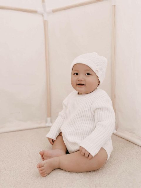 Luna + Luca Knotted Hat – White