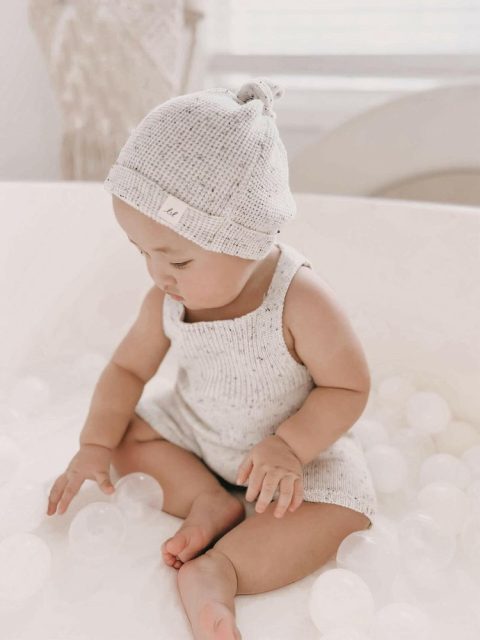 Luna + Luca Knotted Hat – Black Speckle