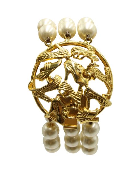 Salvatore Ferragamo Faux Pearl Bracelet with Circular Clasp in Gold Metal 7764863516732