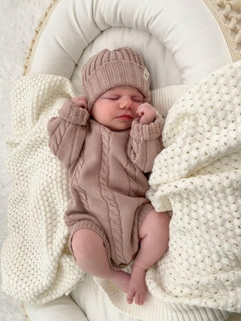 Chunky Knit Beanie – Dusty Petal