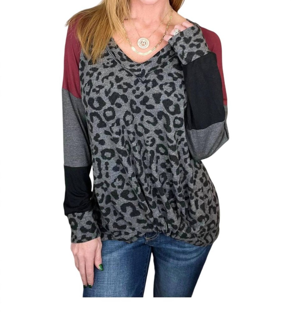 Hacci Brushed Leopard Top In Charcoal