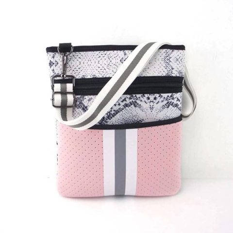 Women’s Snakeskin Crossbody In Pink 7765056389180