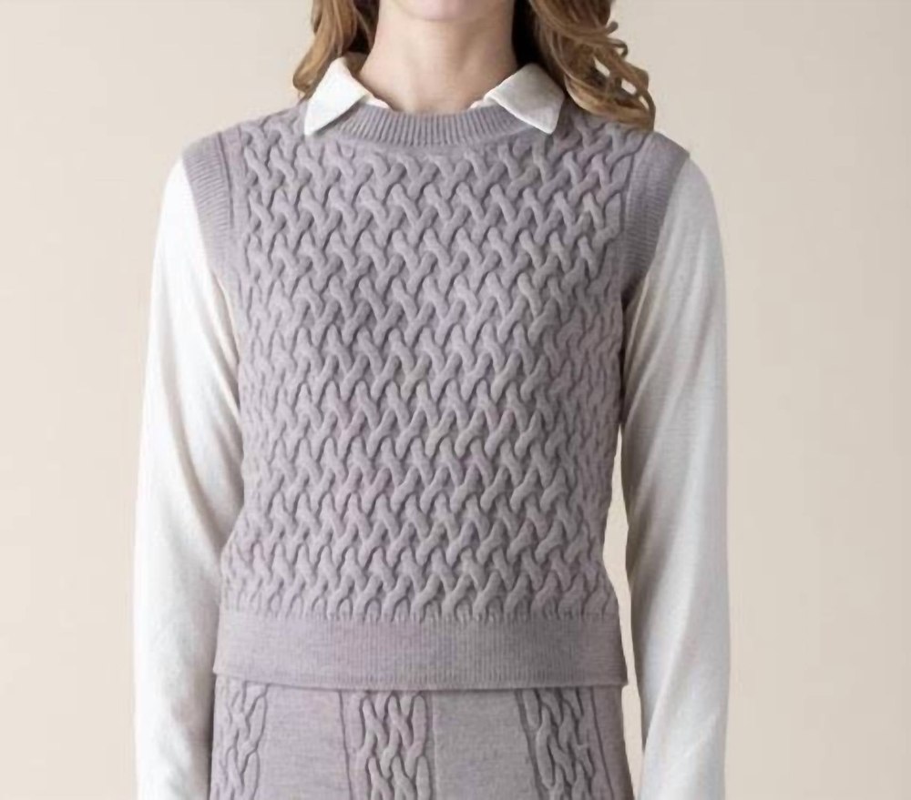 Cable Vest In Cement