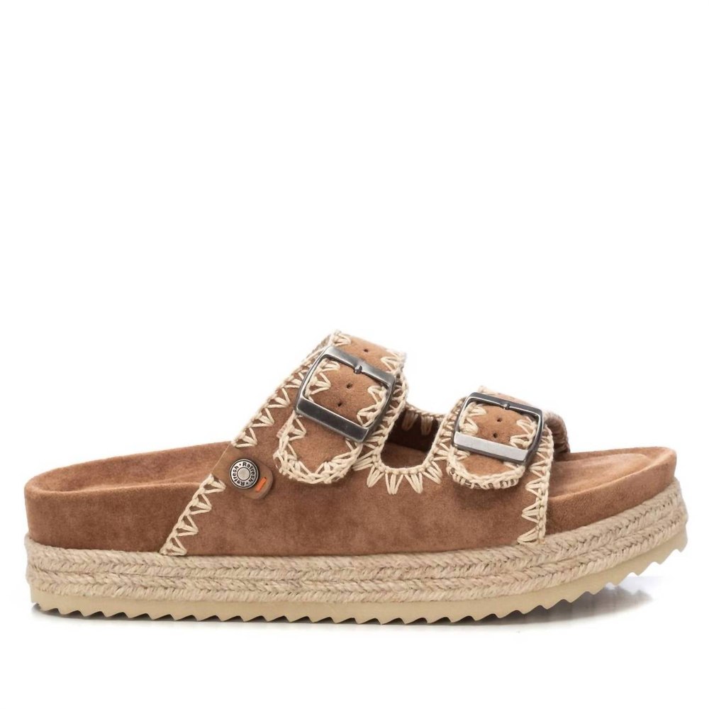 Women’s Flat Sandals In Camel 7703561535548
