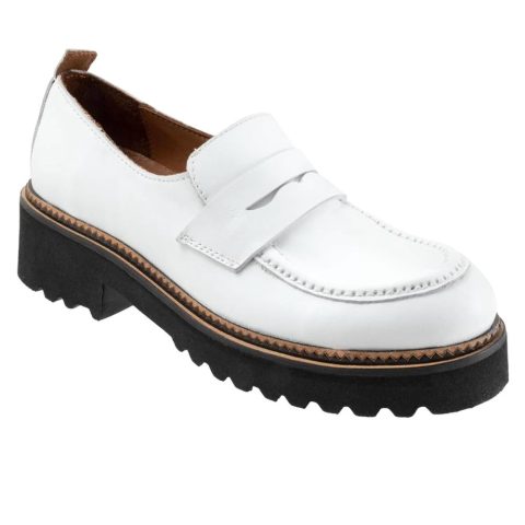 Women’s Annie Lugged Loafer – Medium In White 7832143069244