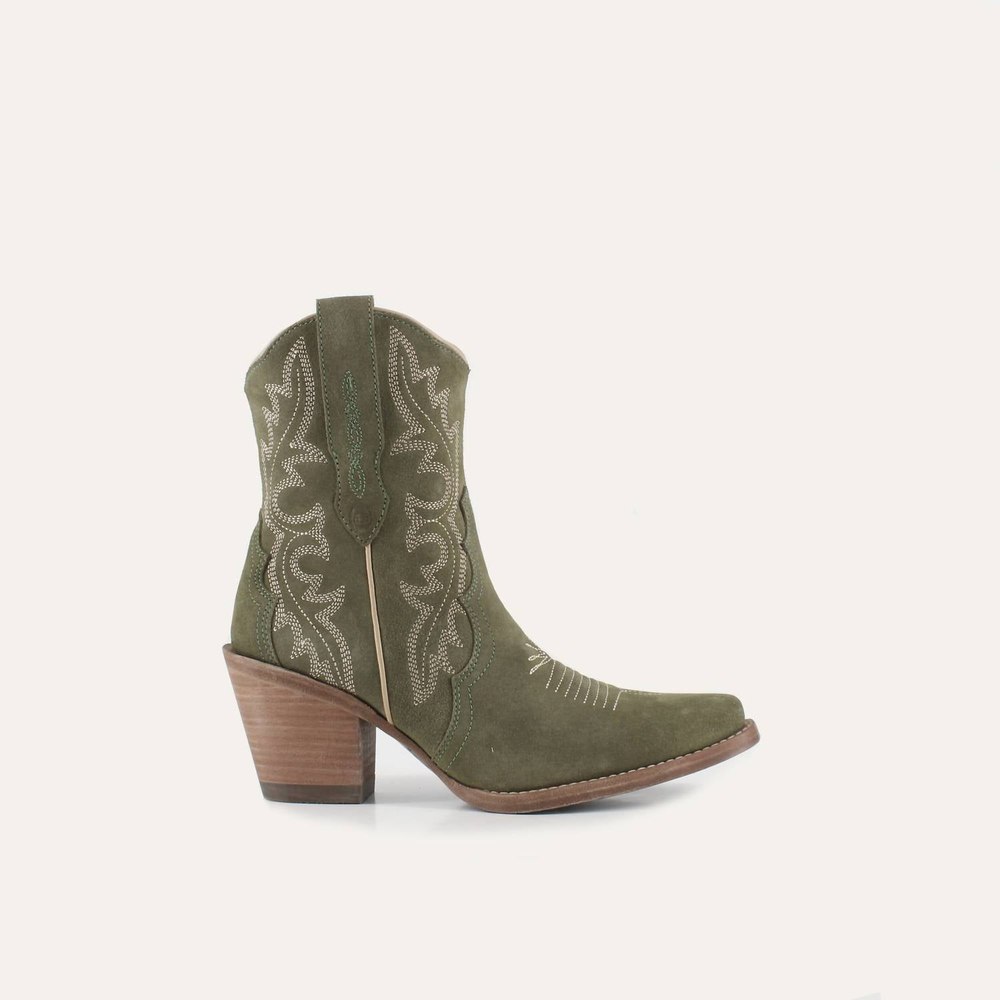 Women’s Brooke Leather Cowgirl Boots In Olive 7803922055228