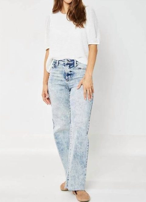 High Waist Raw Hem Wide Leg Jeans In Mineral Wash 7703648436284