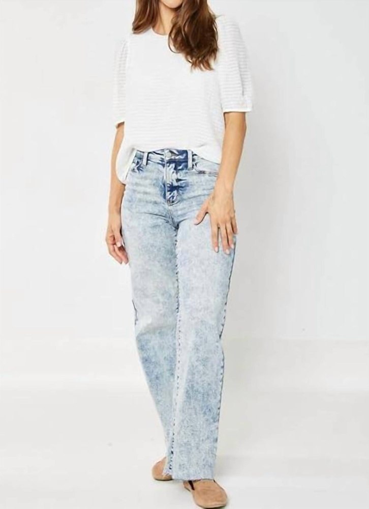 High Waist Raw Hem Wide Leg Jeans In Mineral Wash 7703648436284