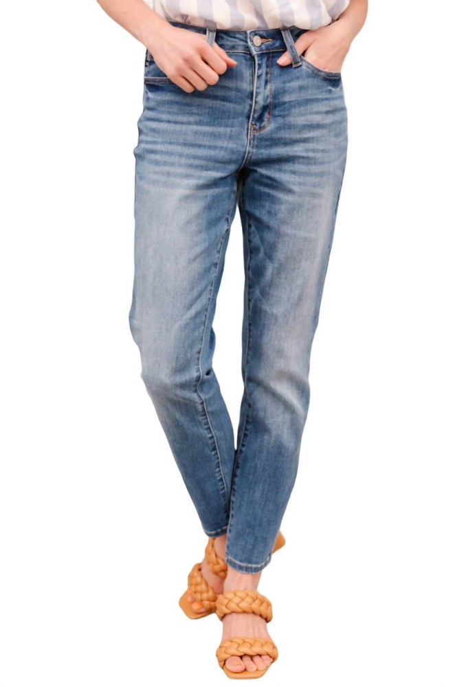 High Waist Slim Fit Jeans In Dark Wash 7703652433980