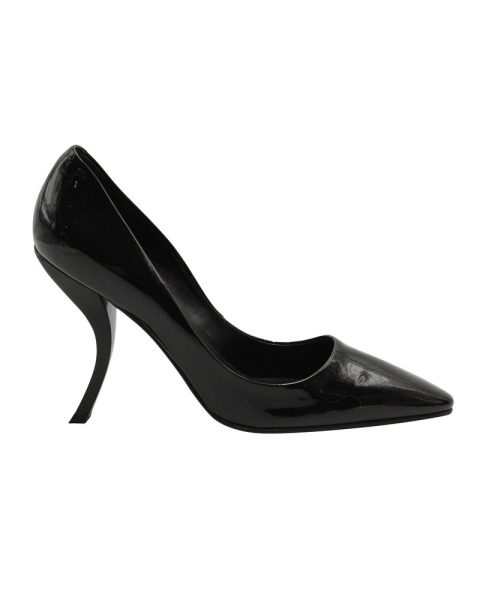 Roger Vivier Curved Heel Pumps in Black Patent Leather 7703691427900