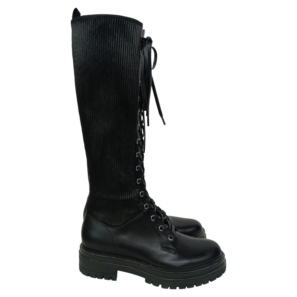 Gianvito Rossi Martis Lace-Up Knee-High Combat Boots in Black Leather 7833157107772