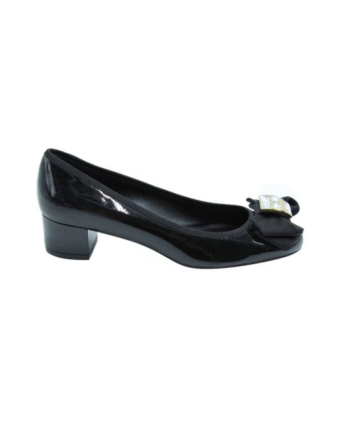 Salvatore Ferragamo Vara Pumps in Black Patent 7833160319036