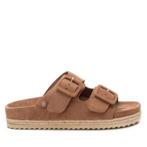 Women’s Flat Sandals In Camel 7704759828540