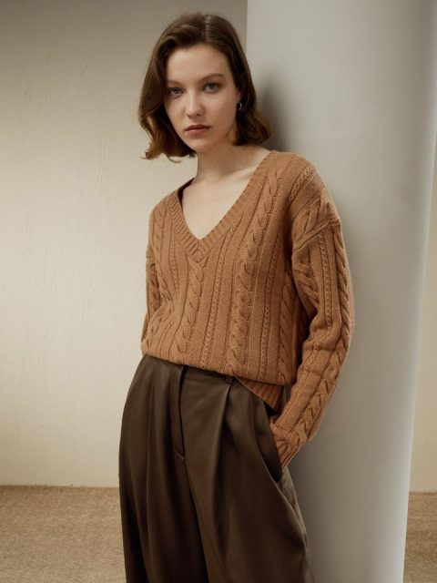 Women’s Cable-Knit Wool-Cashmere Blend Sweater